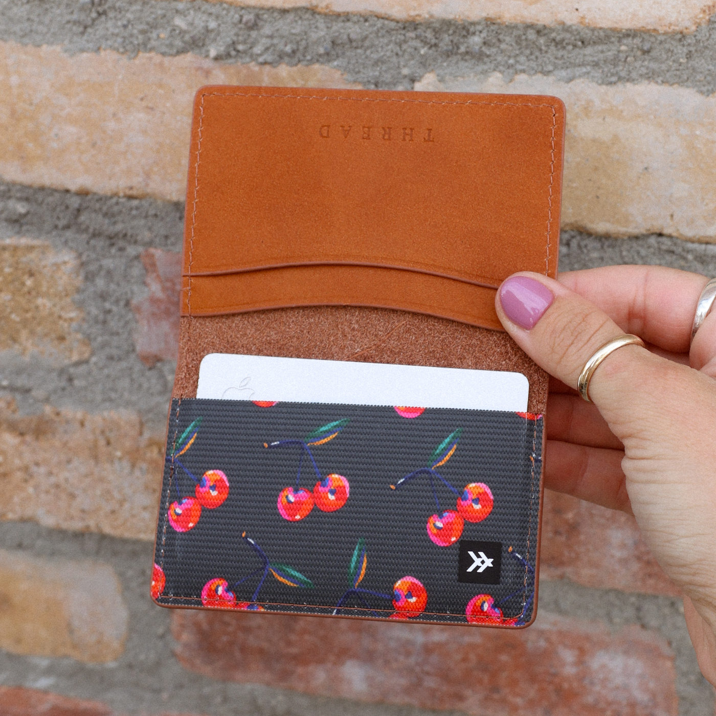 Bifold Wallet - Moxie - Thread®