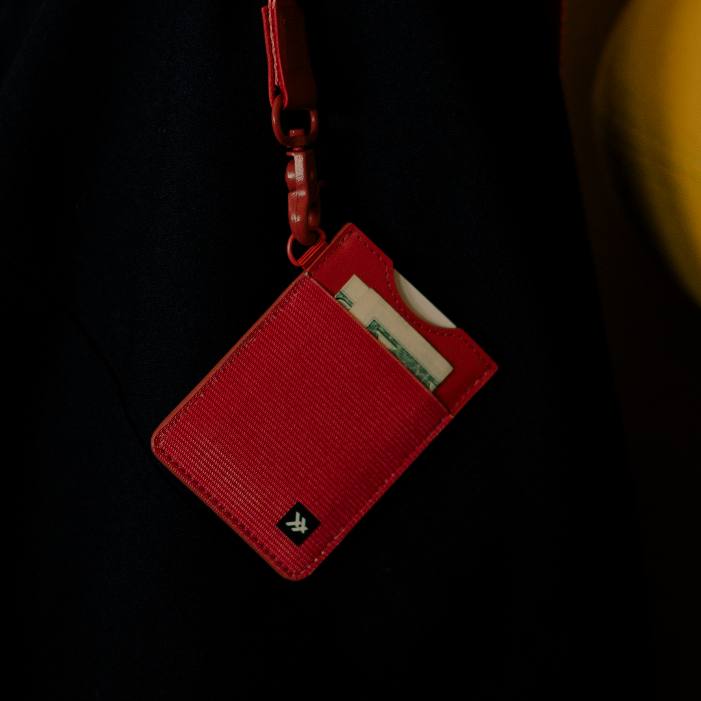 Vertical Wallet - Red - Thread®