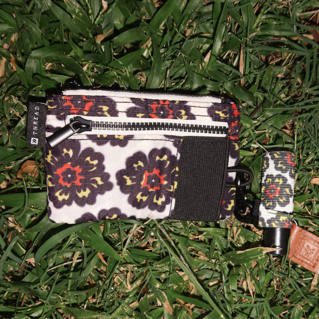 Pouch Wallet - Gwen - Thread®