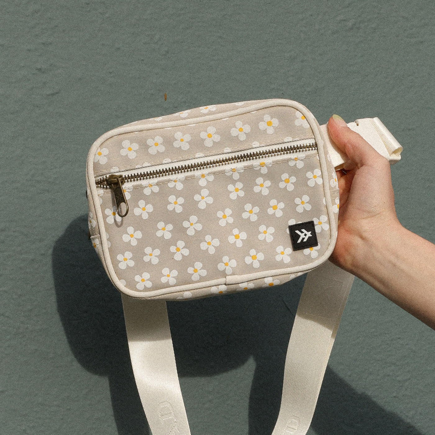 Fanny Pack - Luna (Beige) - Thread®